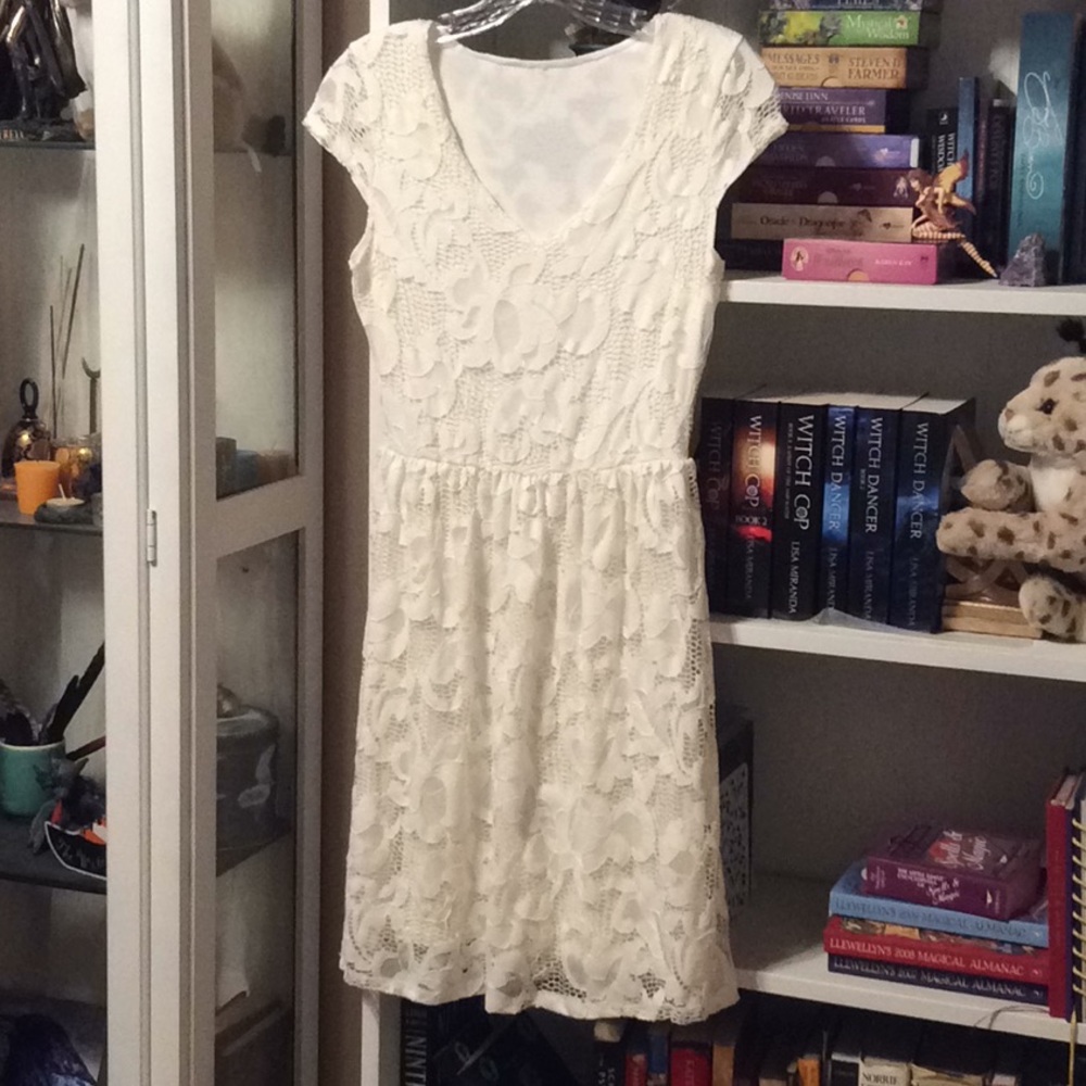 White lace dress